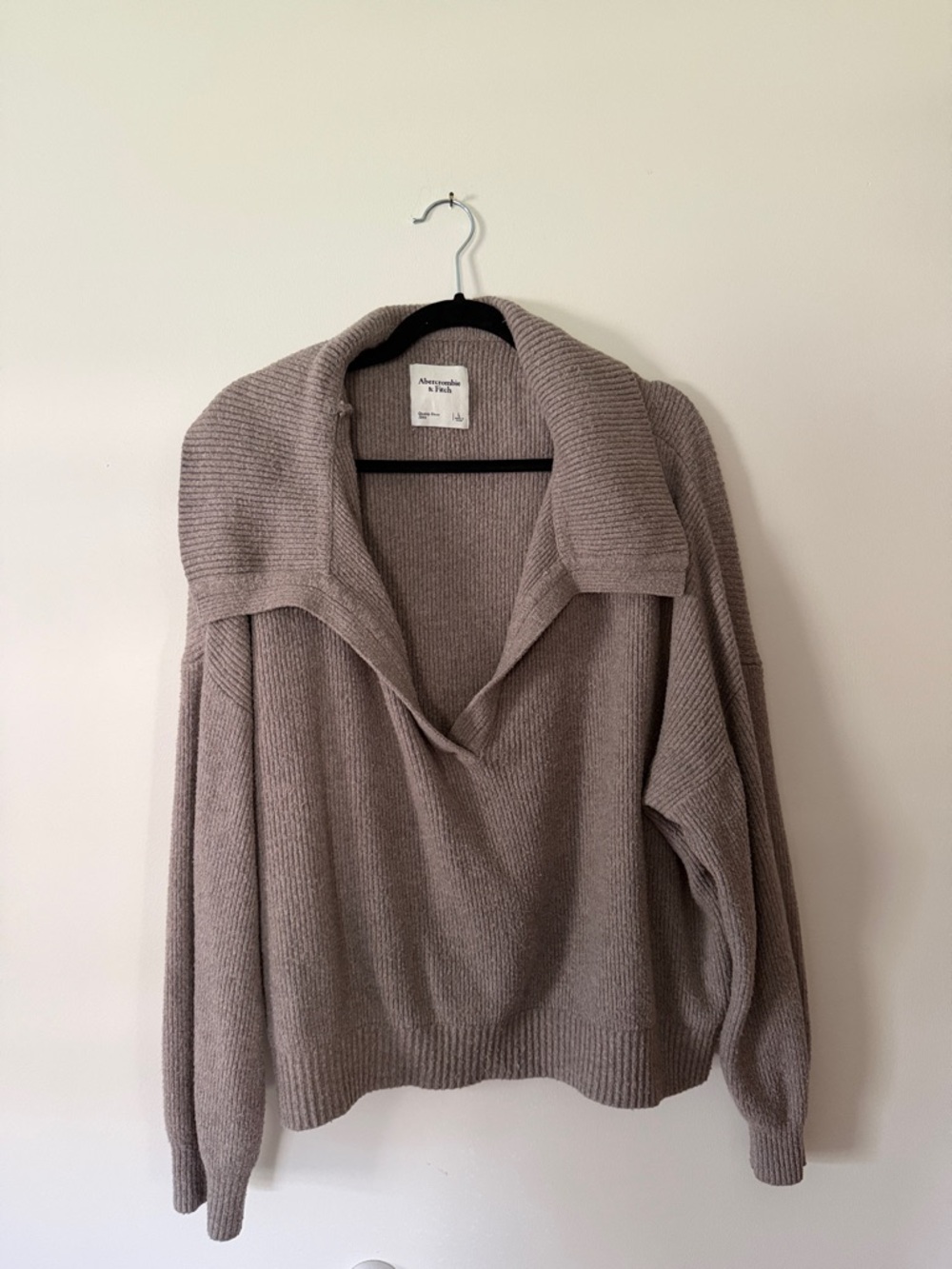 Abercrombie & Fitch Taupe Ribbed Open-Collar Sweater